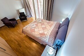 Taurus - Deluxe Apartment with Sea View