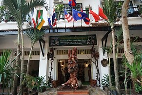 WoodrootsBanteaychhmar