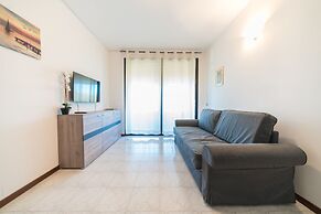 Bright Apartments Desenzano - Caravelle Pool