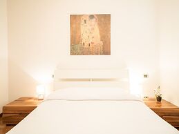 Bright Apartments Desenzano - Caravelle Pool