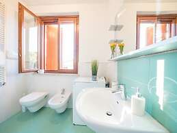 Bright Apartments Sirmione - Julia Giardino