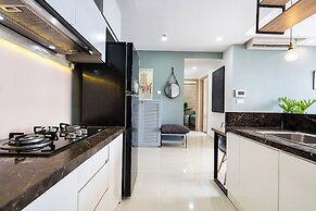 The Milky Way River Gate Apartment