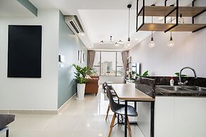 The Milky Way River Gate Apartment