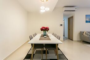 The Milky Way River Gate Apartment