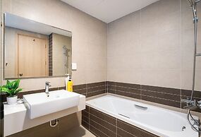 The Milky Way River Gate Apartment