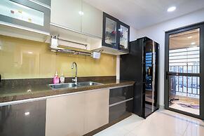 The Milky Way River Gate Apartment