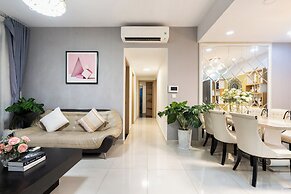 The Milky Way River Gate Apartment