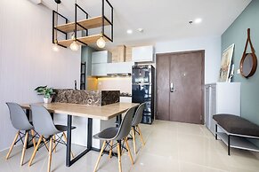 The Milky Way River Gate Apartment