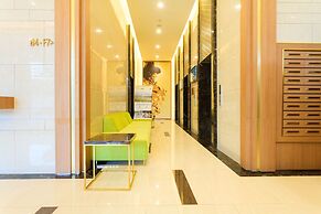 The Milky Way River Gate Apartment