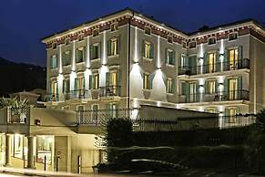 Gardone Palace Hotel