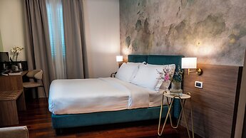 Gardone Palace Hotel