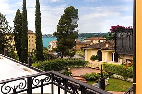 Gardone Palace Hotel