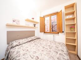 Bright Apartments Padenghe - Chateau Lake View