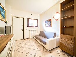 Bright Apartments Desenzano - Teatri Pool