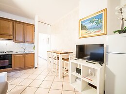 Bright Apartments Desenzano - Teatri Pool