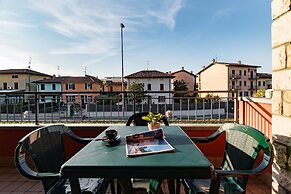 Bright Apartments Desenzano - Artisti Pool