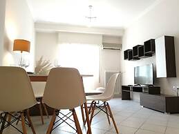 Pisces Athens City Center Modern Aptm