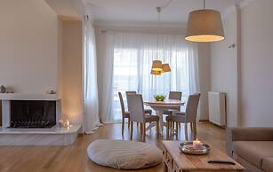 Rhea - Glyfada Sea View Apartment