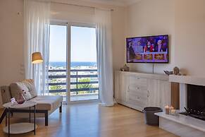 Rhea - Glyfada Sea View Apartment