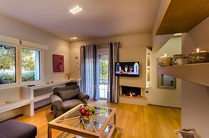 Glyfada  Aquarius Big Garden Villa