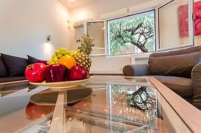 Glyfada  Aquarius Big Garden Villa