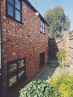 Notley House & The Coach House