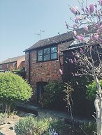 Notley House & The Coach House