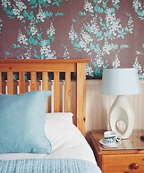 Notley House & The Coach House