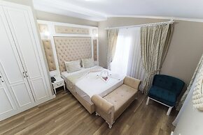 Mic Royal Hotel