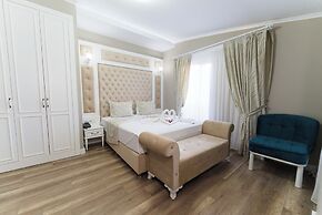 Mic Royal Hotel