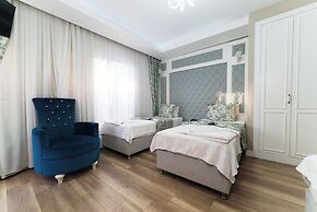 Mic Royal Hotel