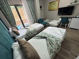 Mic Royal Hotel