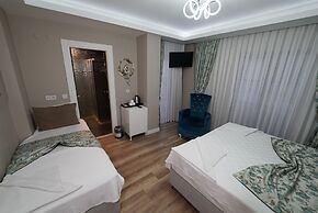 Mic Royal Hotel