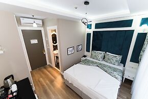 Mic Royal Hotel