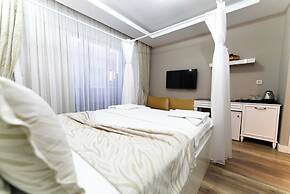 Mic Royal Hotel