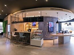 Ibis Xi'an Jianzhang Road Fengdong New Area Hotel