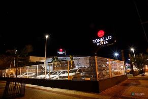 Tonello Business Hotel