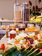 Tonello Business Hotel