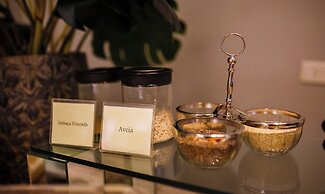 Tonello Business Hotel