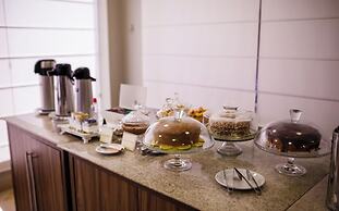 Tonello Business Hotel