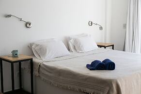 Bill & Bill San Telmo Hostel