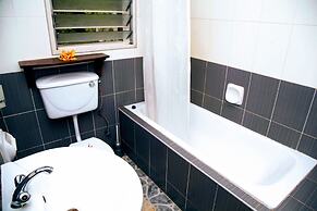 Lush Gardens Apartment 2