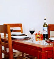 Lush Gardens Apartment 2