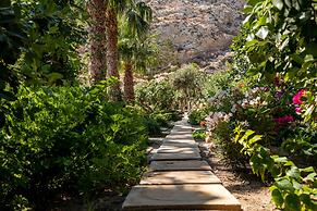 Santorini Mystique Garden