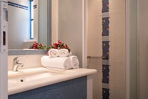 Santorini Mystique Garden