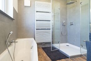 Miralior Apartment