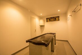 Royal Land Luxury AC Tent