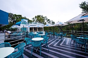 Royal Land Luxury AC Tent