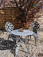 The Coo's Guest House