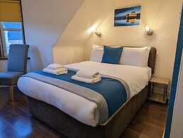 The Coo's Guest House